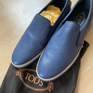 Men’s Tods Leather espadrille size 11 brand new with dust bag